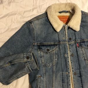 Levis Bomber Sherpa Denim trucker